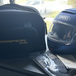 Motorcycle Helmet With Bag 