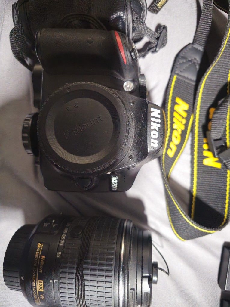 Nikon D3200 With 2 Lenses.