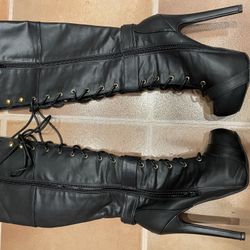 Ellie Shoes -40% Off still New look like Women's 414-Mary Boot Still like New $60 more Than Haft Price the maket / $42 Fr. Original Price $60  -