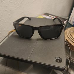 Oakley Sunglasses 