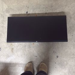 LG Monitors 