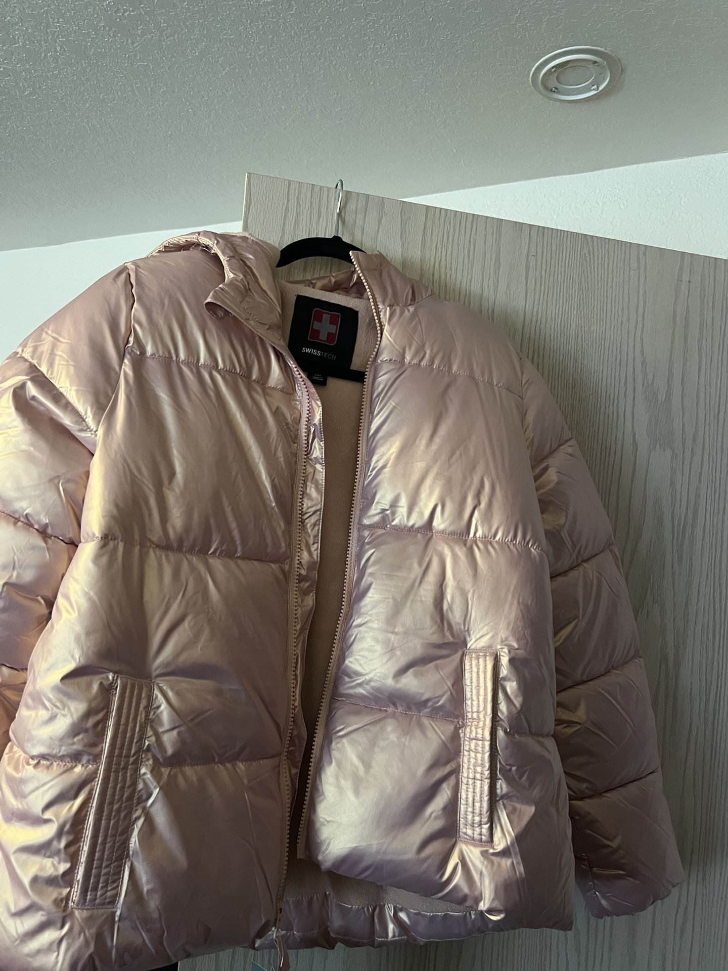 Swiss Tech Puffer Jackets