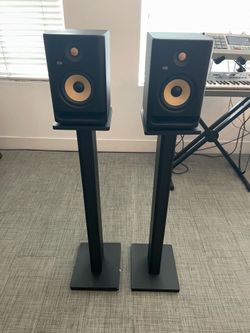 KRK ROKIT 5 PAIR W/STANDS