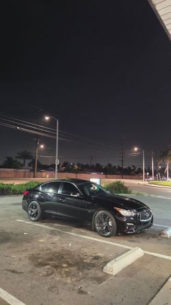 2015 Infiniti Q50