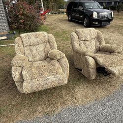 Lazy Boy Set Of 2 Matching Rocker Recliners