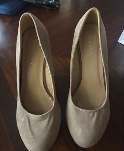 Delicacy Nude Suede Pumps