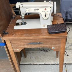 Antique Singer Sewing Machine 
