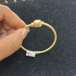 14 K Bracelet  2 Tigers Heads