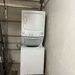 Stacked Washer Dryer 