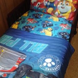 Toddler Bed W/ Set