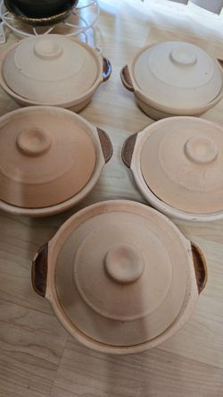 Clay cookware