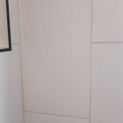 Elegant Shower Tiles - White 12x24