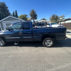 2001 Dodge Ram 1500 Magnum 318 5.2L V8 (Throw Best Offer)