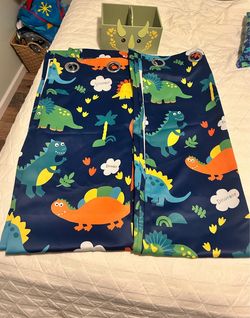 Kids Dinosaur Curtain Panels Set of 2/ Dinosaur caddy