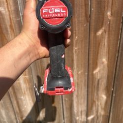 M18 Fuel Milwaukee Drill 