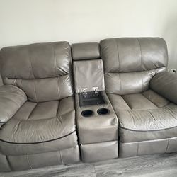 Leather sofa and loveseat recliners