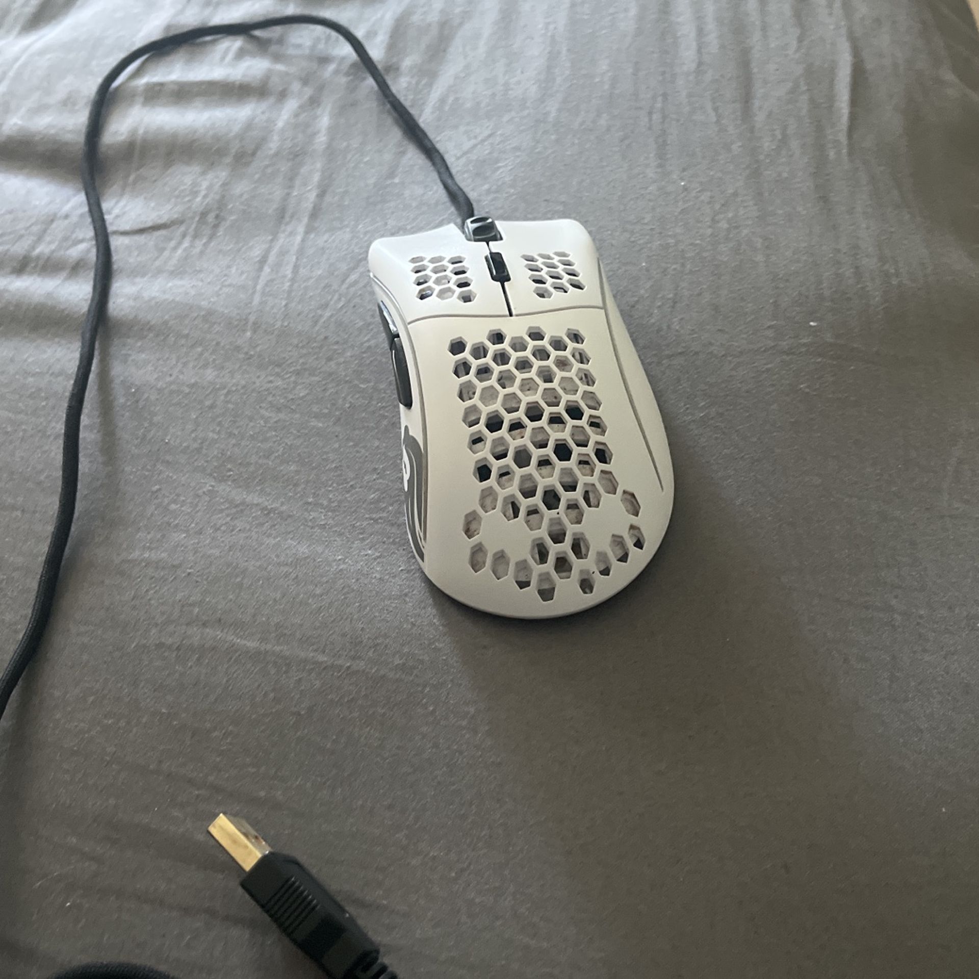 Glorious model D