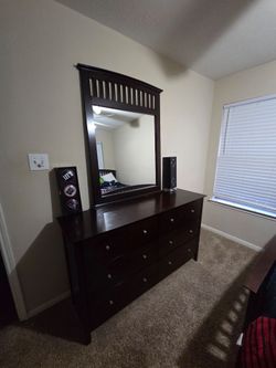Queen Bed, Dresser, and Mirror