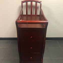 Dream On Me Casco Dressing Table, Cherry