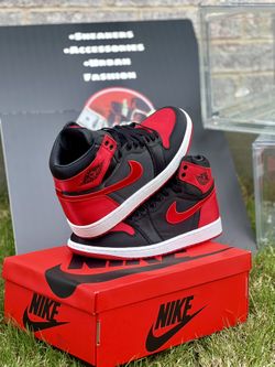 Jordan 1 satin bred Sz 9.5w/8M 