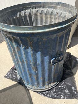 Garbage can.. antique made in the period of 1880 space or up to 1920… made by MIIT company in San Francisco heavy duty thehandles are welded in