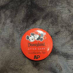 Disneyland After Dark Mickey and Minnie Mouse Button Pin Sweetheart’s Nite 2”x2”