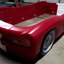  Retro RaceCar Bed (Twin Or Toddler)