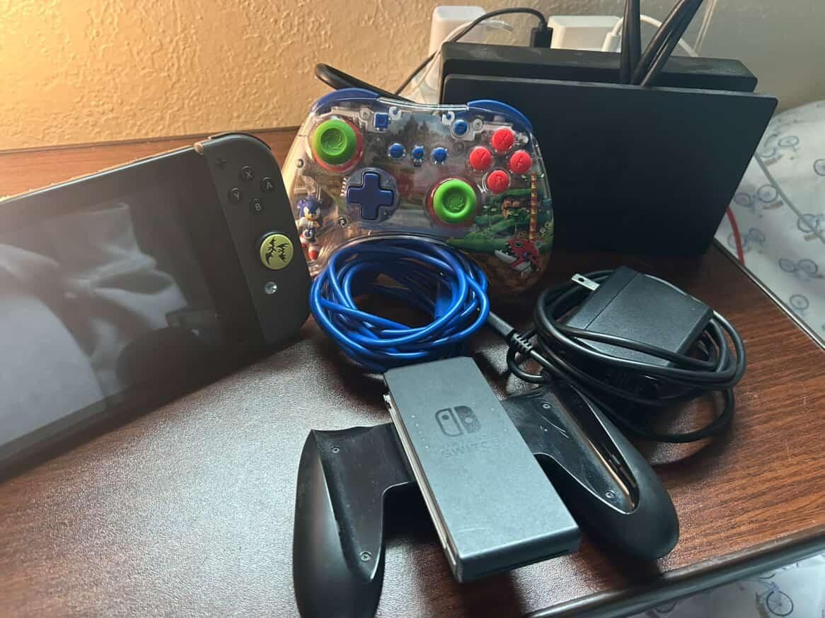 NINTENDO SWITCH