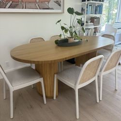 Gabriella 77.5” Dining Table 