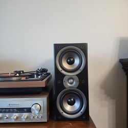 Polk Audio Monitor 40