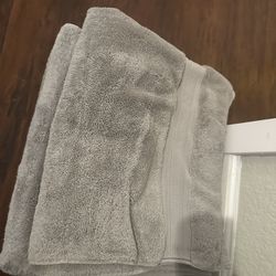 2 Old Used Towels 