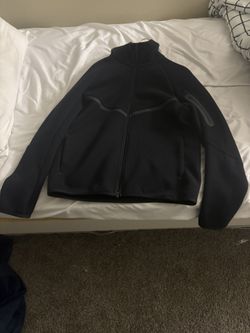 Nike Tech Black Size M