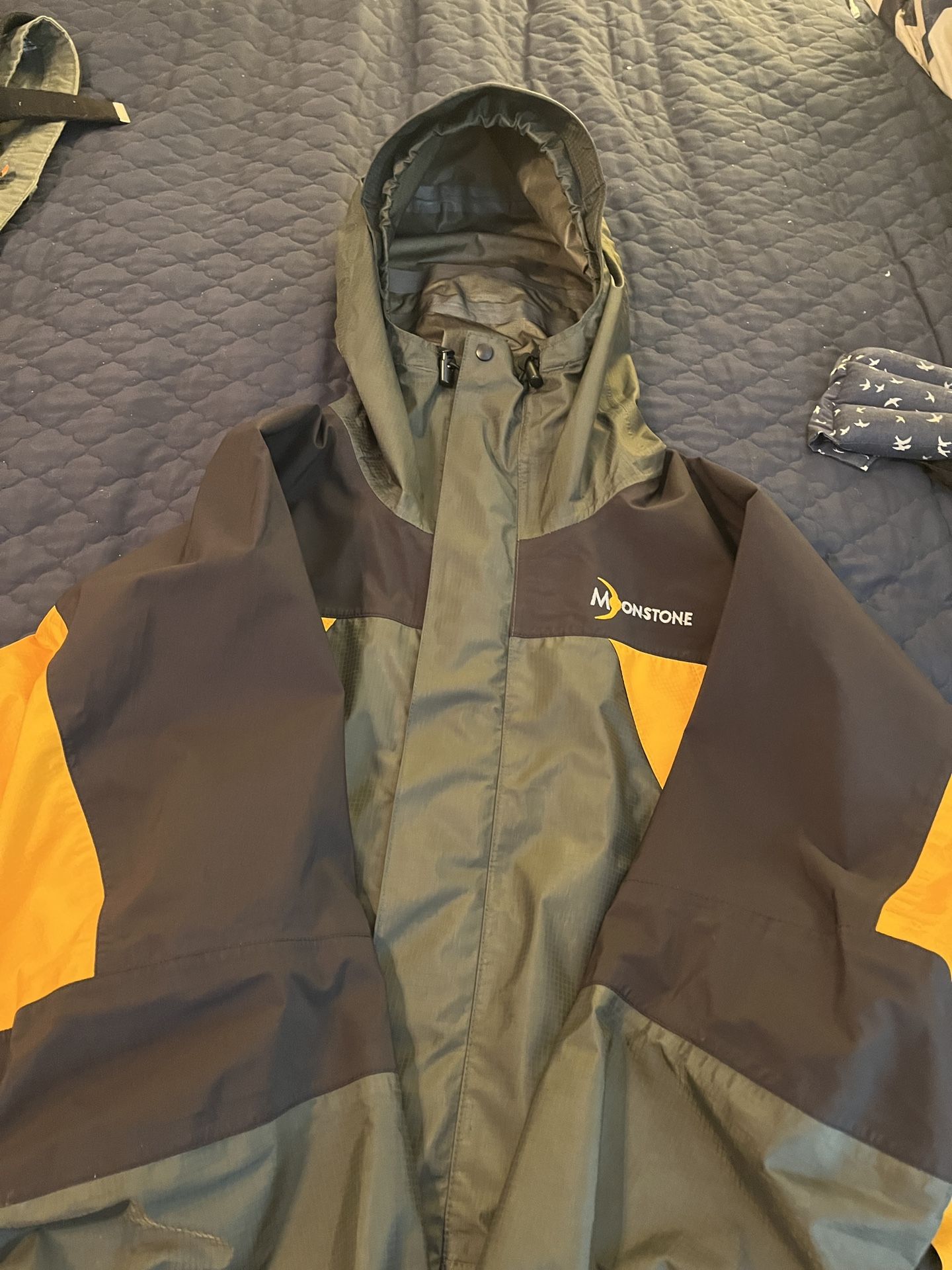 Moonstone 3 Ply Gore Tex Jacket, Marmot, Mountain Hardwear, North Face