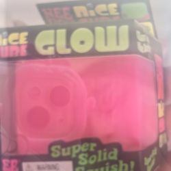 Glow in the dark needoh