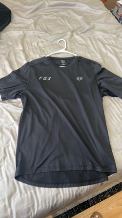 Mens Fox black shirt in size L