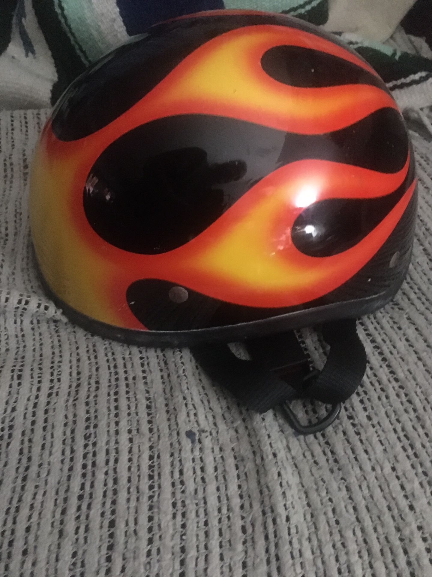 Lnew Mediums Motorcycle Helmet Only $40 Firm