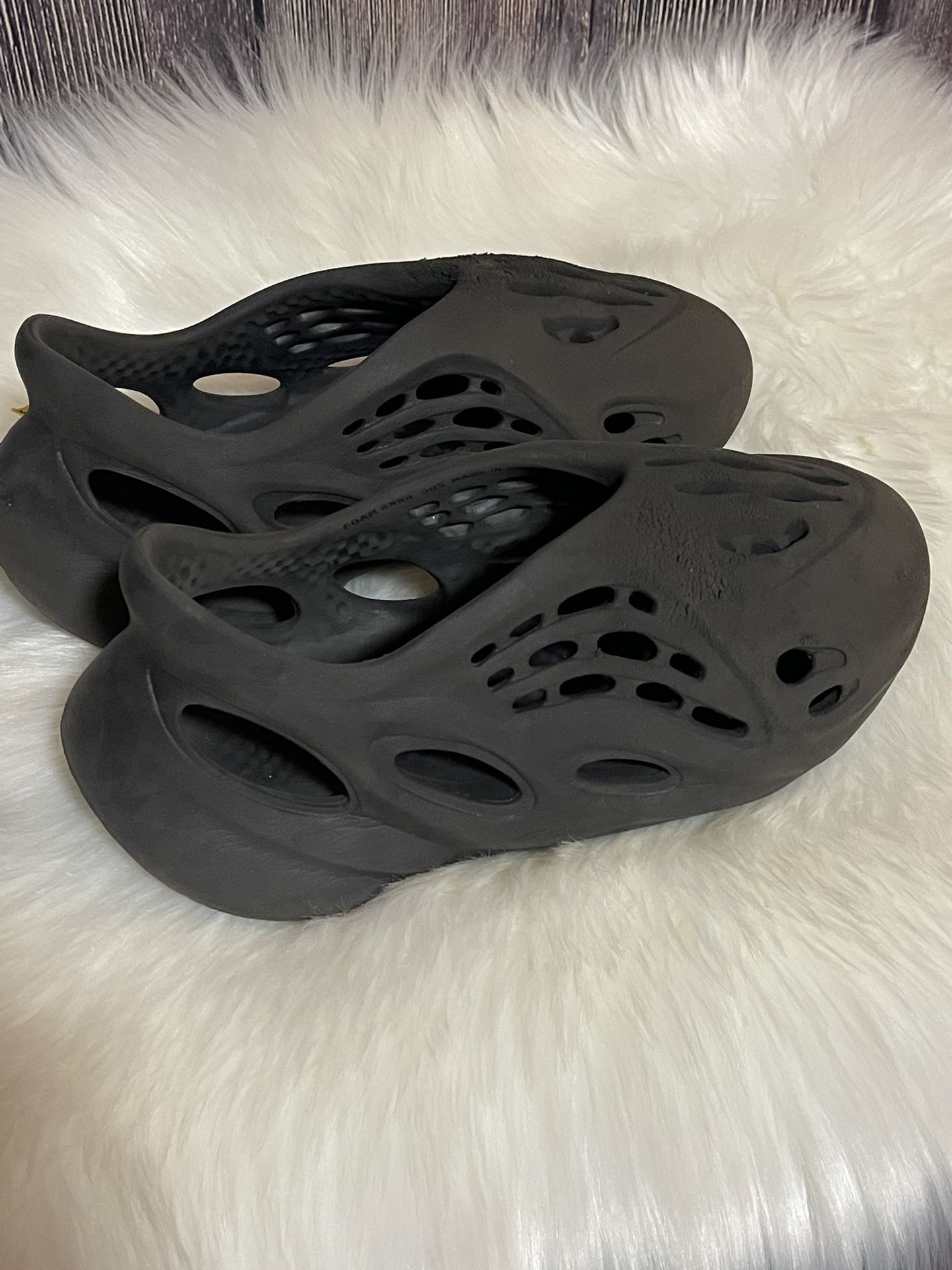 Yeezy Black foam Runners Size 10