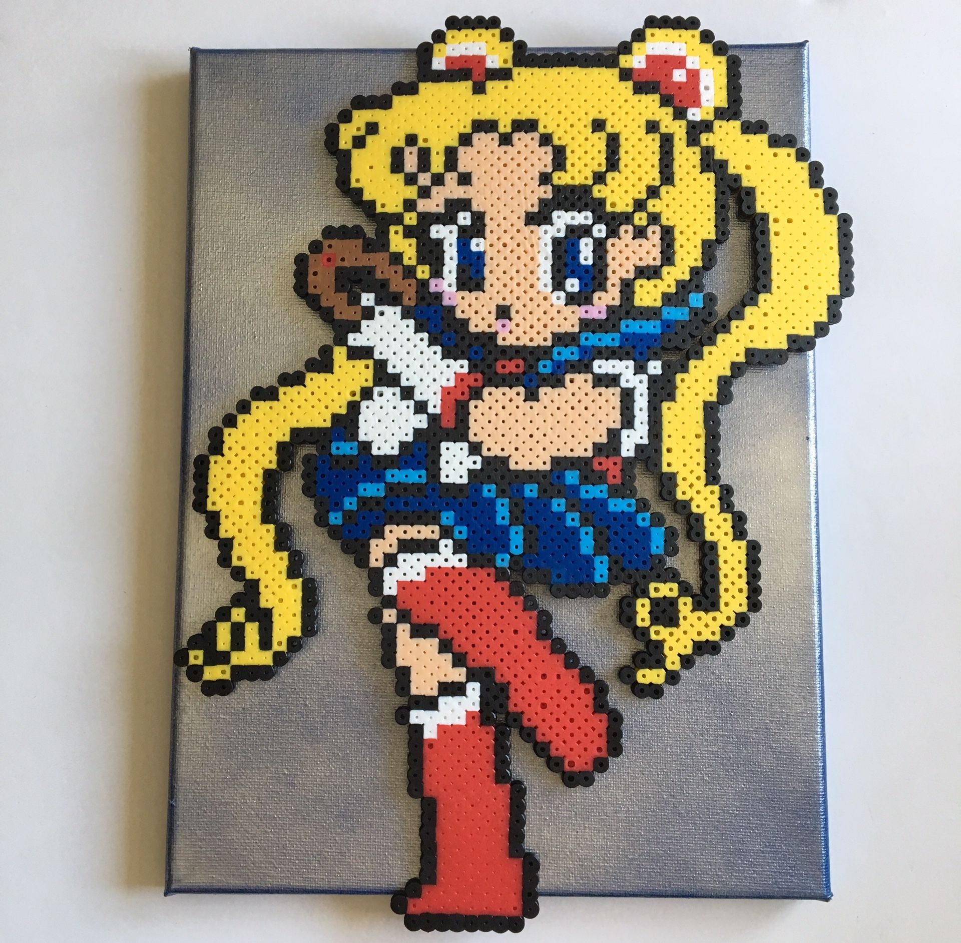 Sailor Moon pixel art canvas