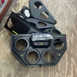 MIXED OF COSTUME PODS 