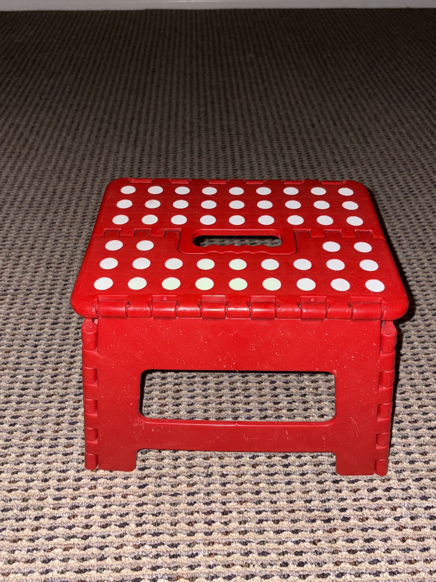 9 Inch Tall Foldable Red Step Stool 
