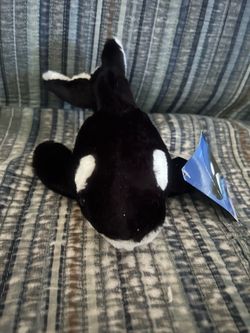 Sea World ORCA killer whale 8" beanbag plush