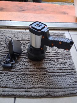 Spot light with charger works great firm price $25