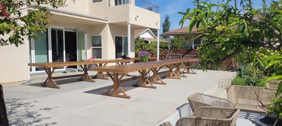Sillas Mesas Markee Numbers, Cocktail Tables