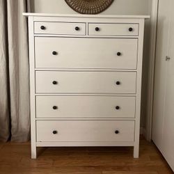 Solid Wood White 6-Drawer Dresser w/ Large Drawers