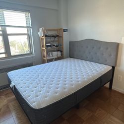 Set Queen Frame, Headboard And Mattress 