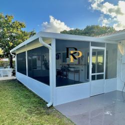 Custom Pergolas, Patio Covers, Decks, Screen Enclosures