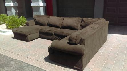 New XXL Sectional Couch Free Delivery