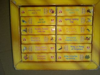 My little library~12 nursery ryhmes~ easy to read chubby books