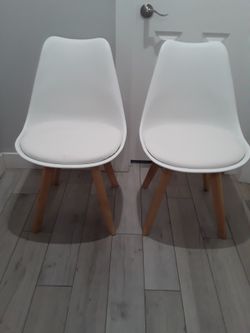2 Chairs