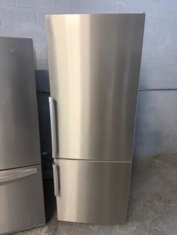 28”x75” REFRIGERADOR FRIDGE HELADERA GOOD CONDITION WORKING PROPERLY WARRANTY DELIVERY SERVICES